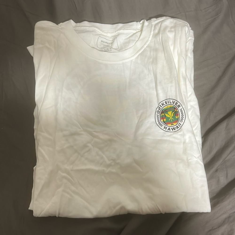 Men’s Qicksilver shirt
